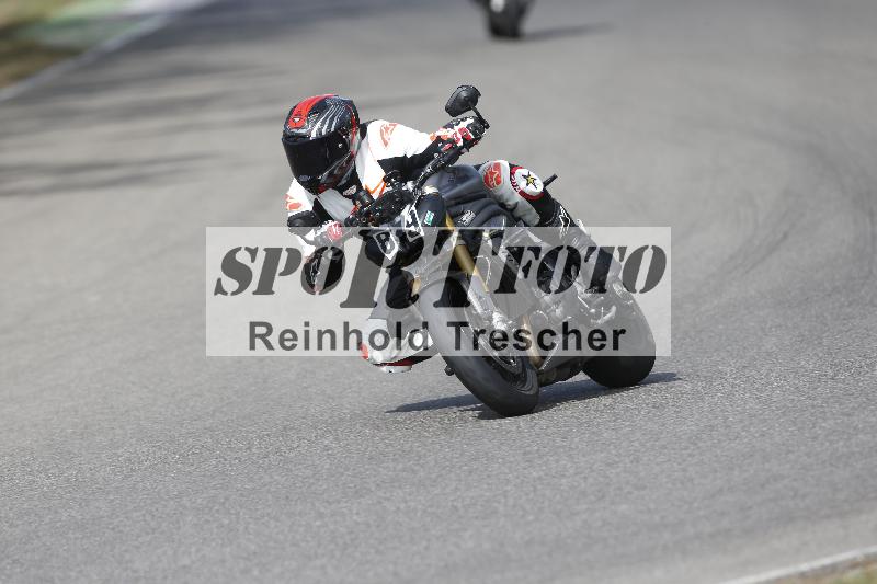 /37 09.08.2026  Pluess Motosport ADR/Freies Fahren/89